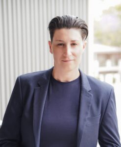 Picture of Lisa Slater